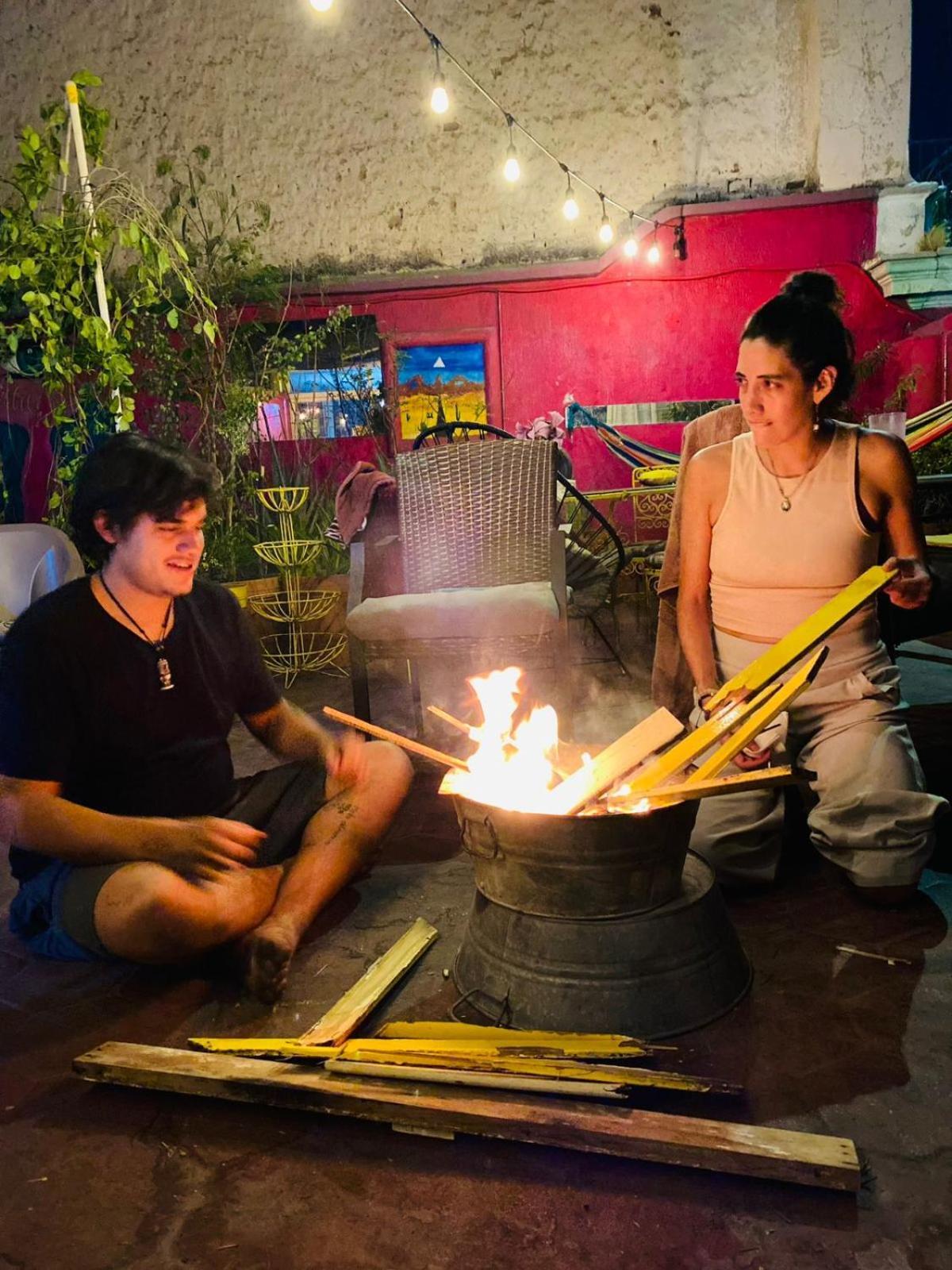 Free Spirit Hostel Guadalajara Buitenkant foto